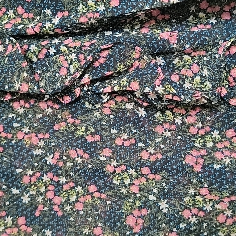 Blouse - Picture 2 of 4